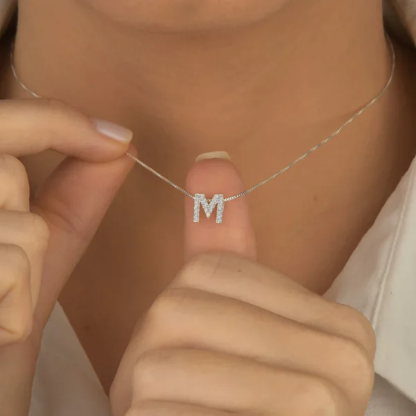 Colar Letra Cravejada - Imagem 3